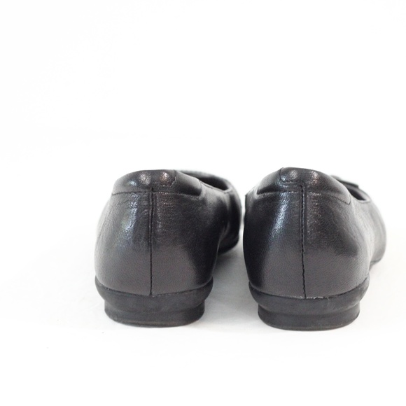 Clarks Artisan Black Leather Ballet Flat sz 6 Women Square Toe Shoes Slip on - Picture 7 of 8
